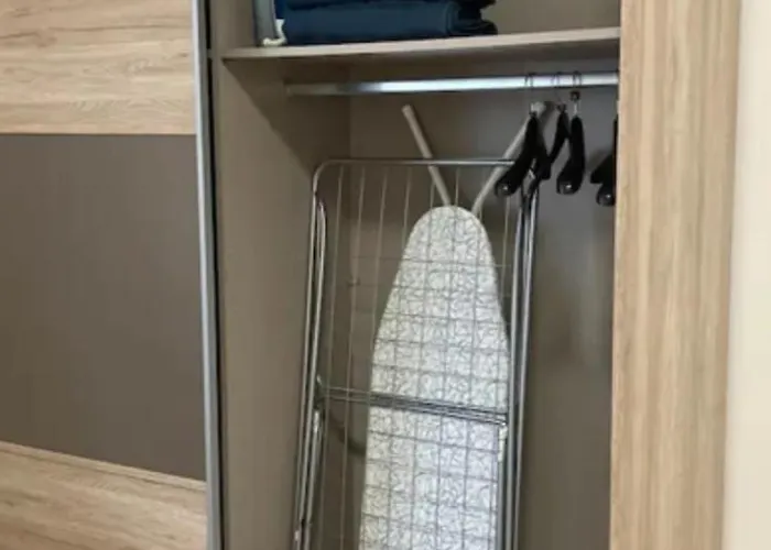 Nick's Apartment-spacious, And Quiet, By Margit Bridge Budapest