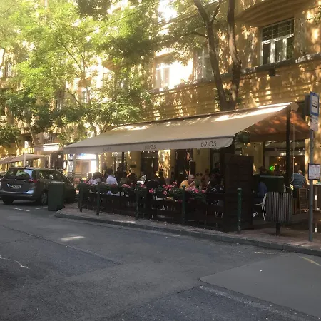 Nick's Apartment-spacious, And Quiet, By Margit Bridge Lejlighed *