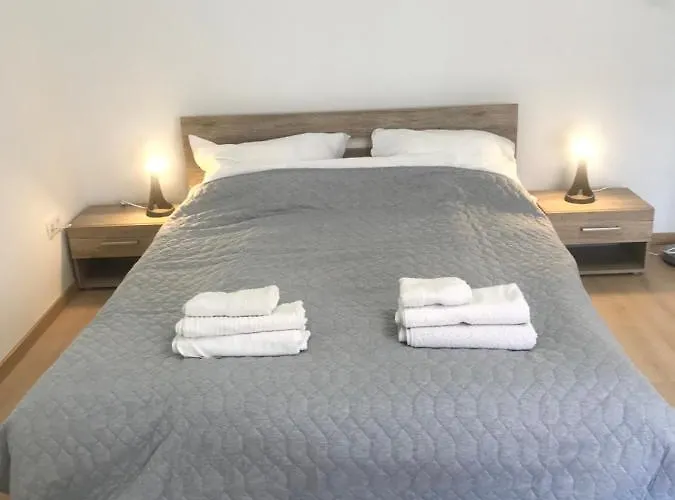 Nick's Apartment-spacious, And Quiet, By Margit Bridge