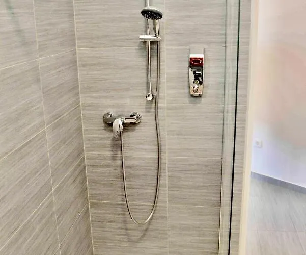 Nick's Apartment-spacious, And Quiet, By Margit Bridge